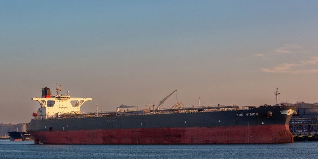 Estados Unidos asfixia la flota petrolera iraní y estrecha el cerco sobre Venezuela y China