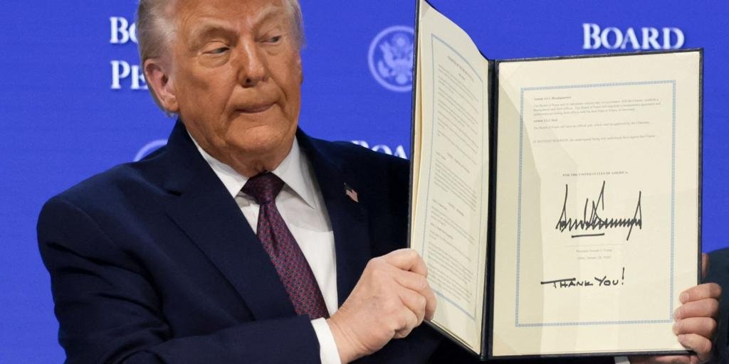 Trump lanza una ONU paralela y cobra mil millones por asiento permanente