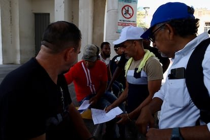 El limbo mexicano de los cubanos apatridas