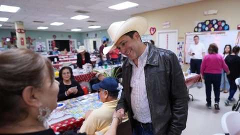 Bobby Pulido habla de cómo ICE ha “paralizado” a comunidades en Texas y de su propuesta por el Distrito 15