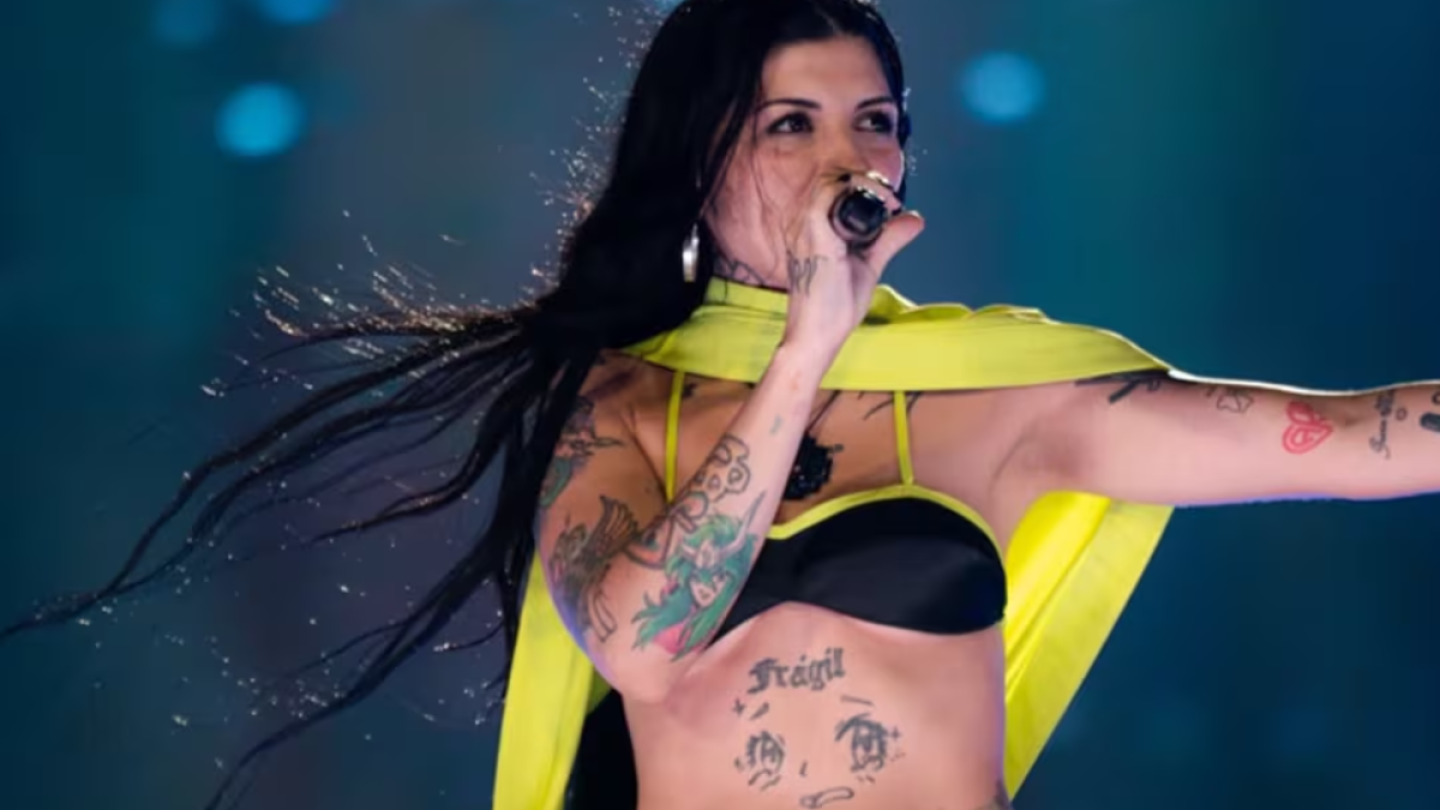 Cazzu es captada en Disney ¿con su nuevo novio y su bebé?: ¡Christian Nodal olvidado! FOTO