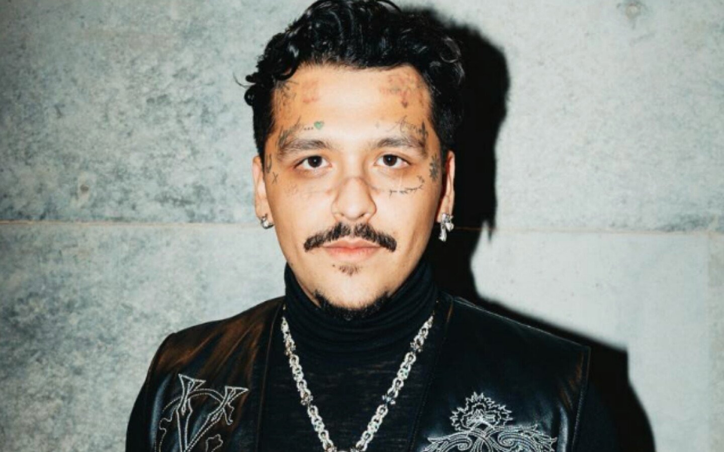 Christian Nodal sorprende con radical tatuaje en el brazo: ¿Dedicado a una de sus ex?