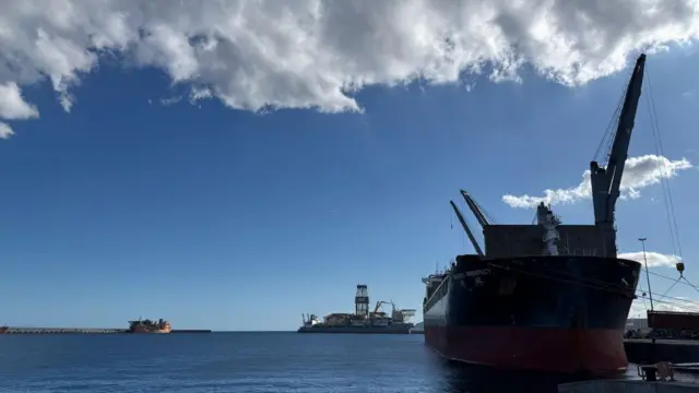 Cómo se preparan los médicos de Tenerife para la evacuación del crucero afectado por el hantavirus