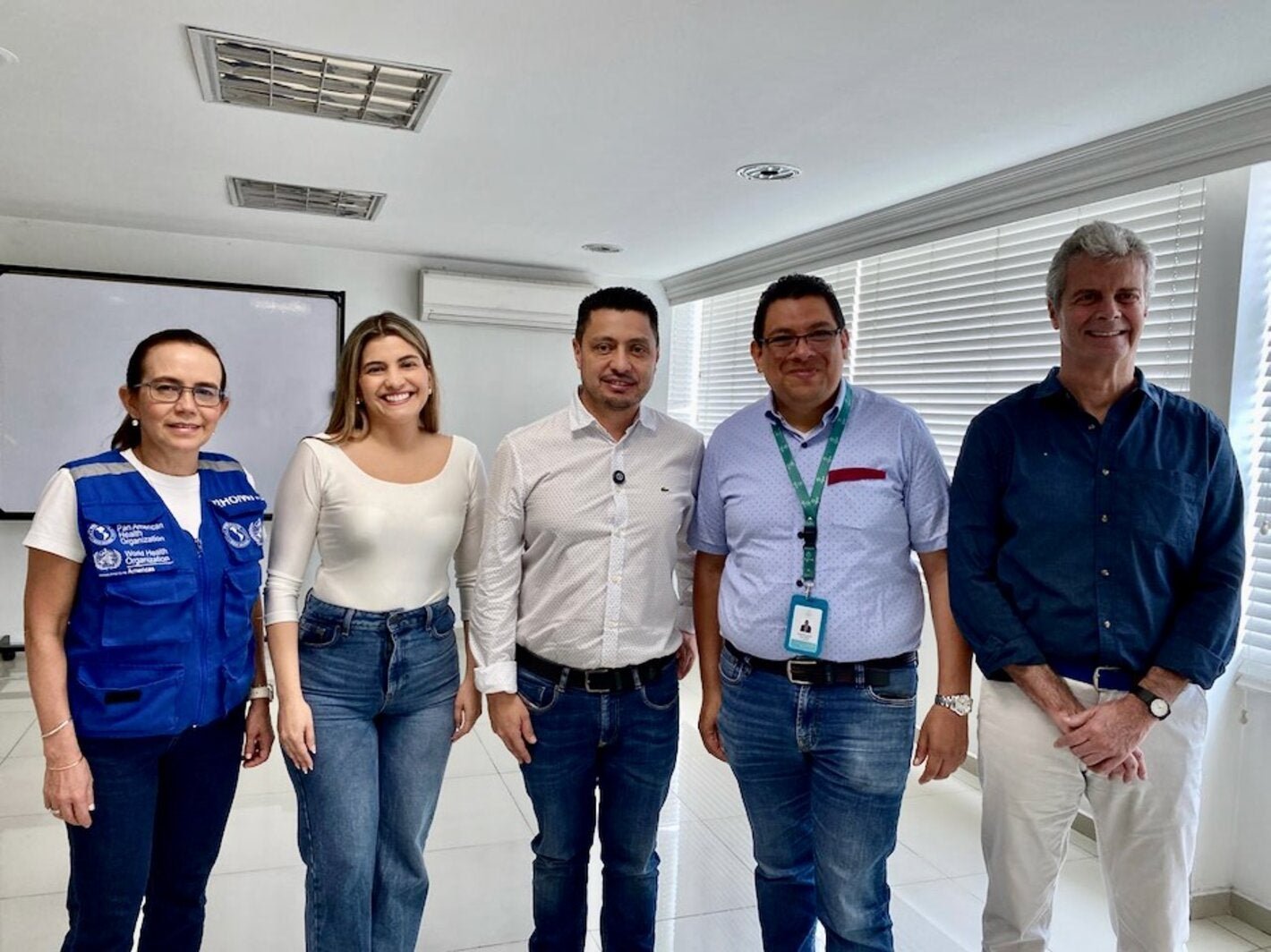 La OPS/OMS continúa acompañando a Colombia en los avances hacia la eliminación de la enfermedad de chagas