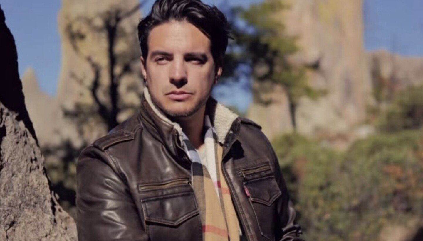 Mhoni Vidente lanza terrible predicción para Vadhir Derbez: ¿El hijo de Eugenio Derbez podría pisar la cárcel?