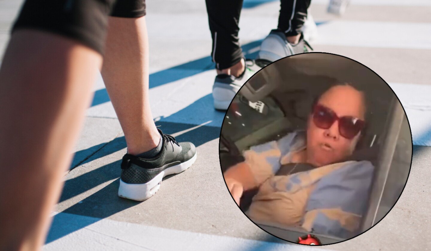 Mujer avienta su camioneta a dos estudiantes en paso peatonal; la nombran ‘Lady Tronchatoro’: VIDEO