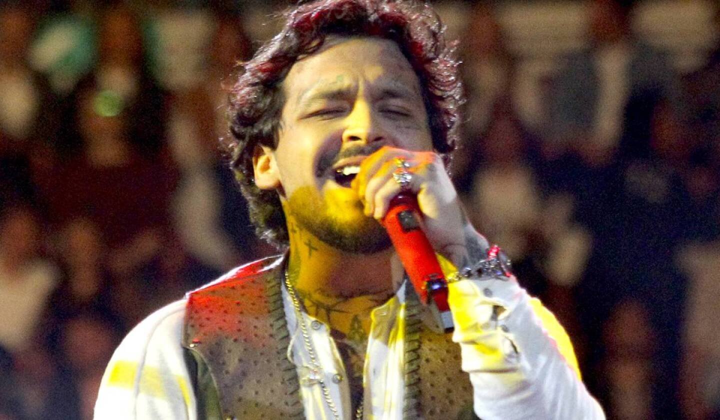 Nodal cancela concierto en Sonora ¿por bajas ventas?; ¡Había lugares disponibles en casi todo el estadio!