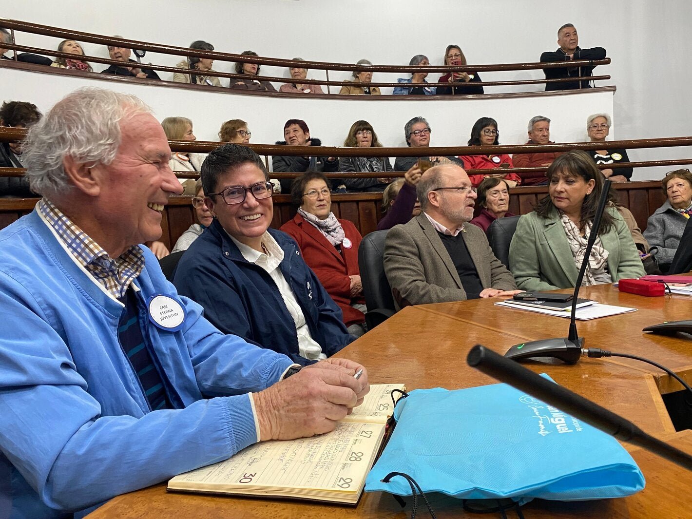 La comuna de San Miguel en Chile traza su hoja de ruta hacia una ciudad amigable con las personas mayores: diagnóstico participativo marca un hito local