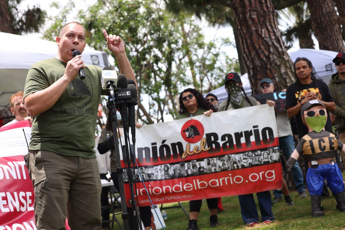Activistas instan a comunidades de Los Ángeles a movilizarse contra ICE