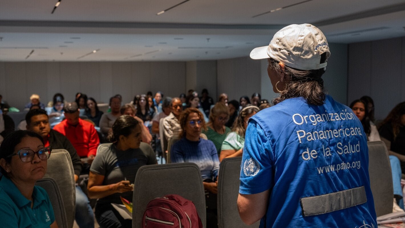 Equipos de respuesta fortalecen sus capacidades en comunicación de riesgos y participación comunitaria tras el terremoto en Venezuela