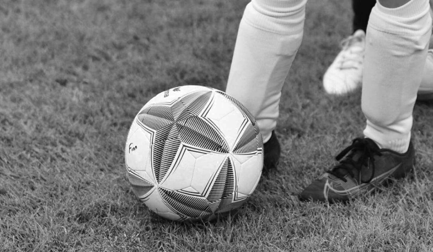 Exfutbolista se entera de la muerte de su papá durante una transmisión EN VIVO del Mundial 2026