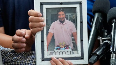 Fiscalía de Harris investiga muerte del mexicano Lorenzo Salgado durante operativo de ICE