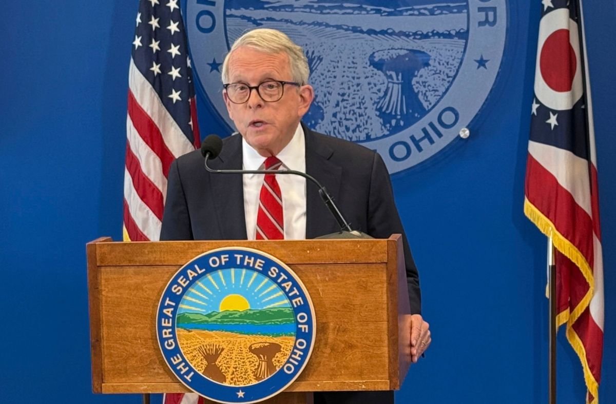 Gobernador de Ohio critica fin del TPS para haitianos: “Es un error”