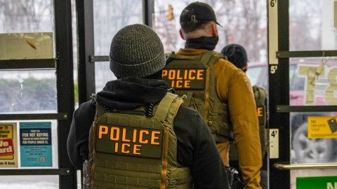 ICE arresta en Texas a pareja de pastores mexicanos con tres hijos ciudadanos estadounidenses