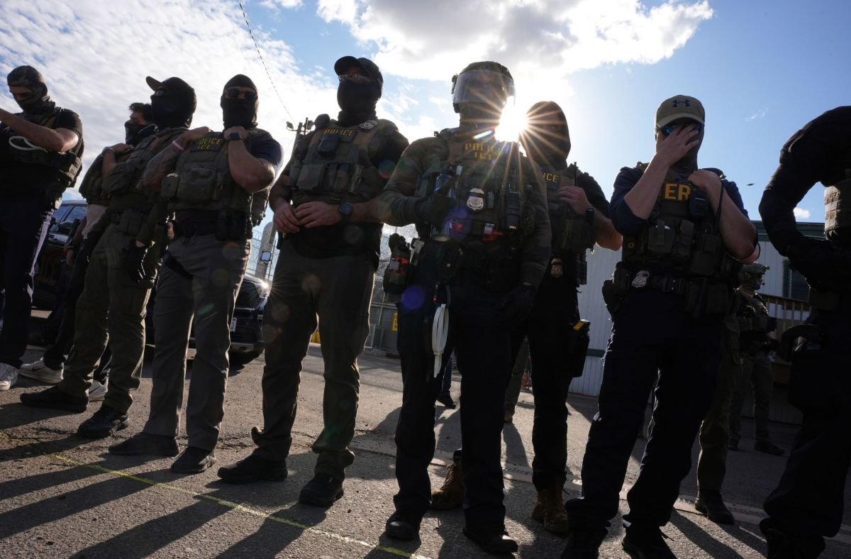 ICE rompe récord de arrestos de inmigrantes durante el segundo mandato de Trump