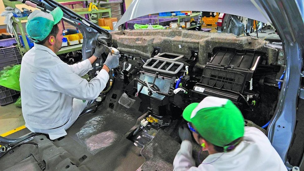 México debe diversificar su producción para no depender sólo de algunas industrias