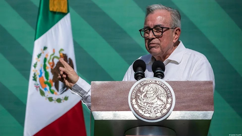 México niega que Rocha Moya cuente con seguridad militar