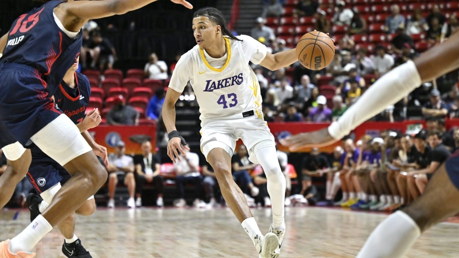 Recap: 2026 NBA Summer League, Day 6 | Cameron Carr leads Lakers to Battle of Los Angeles win