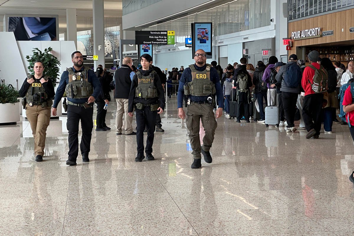 Se incrementa en aeropuertos la detención de parejas extranjeras de estadounidenses con visas vencidas