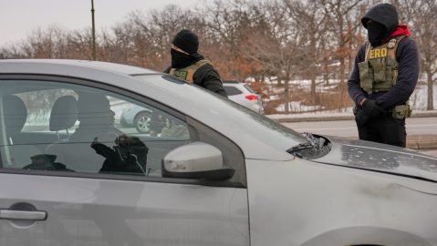 Trump desautoriza la tregua de ICE y ordena retomar los arrestos en carretera