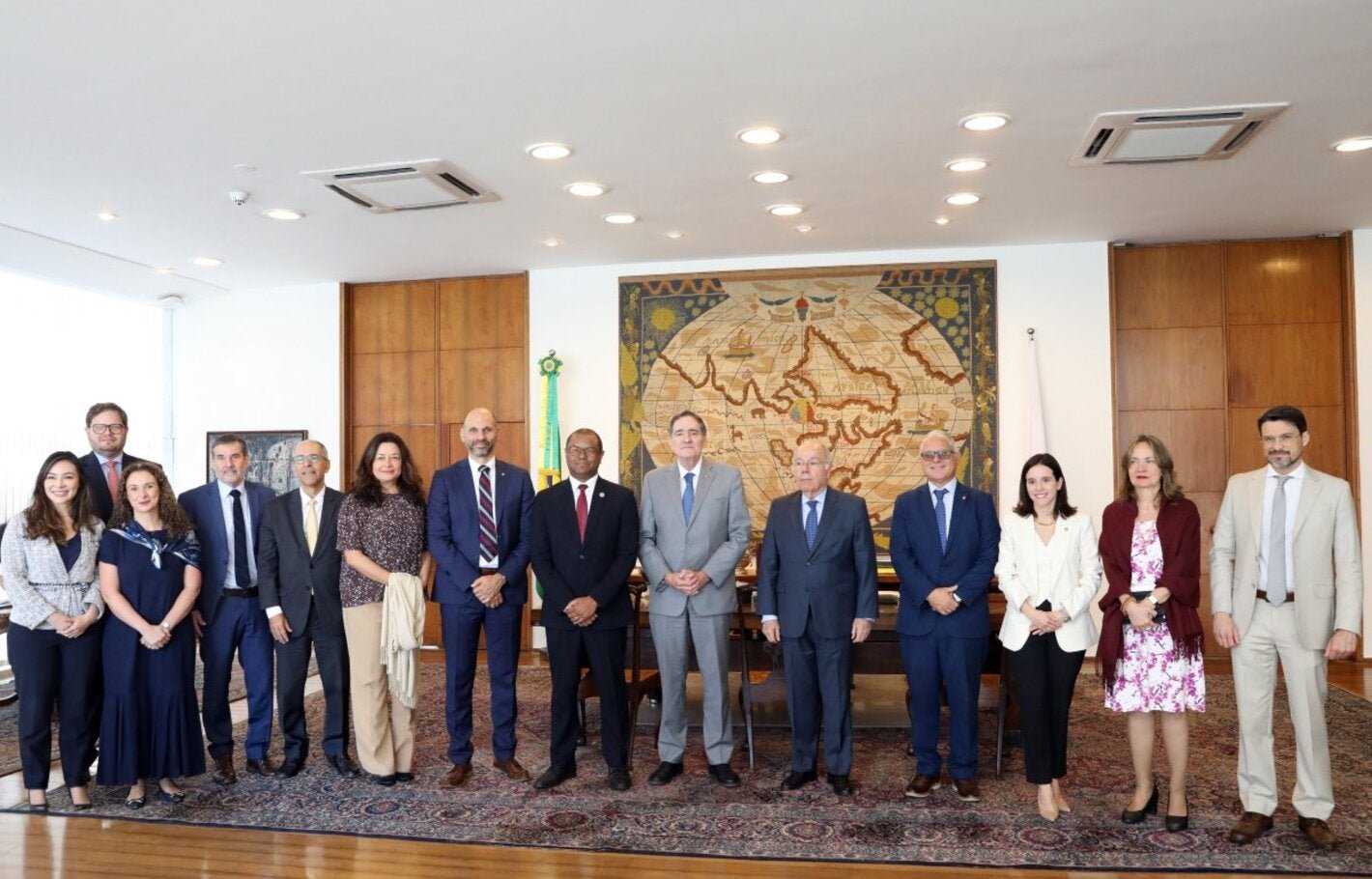 Brasil y OPS formalizan el Acuerdo de Sede de BIREME