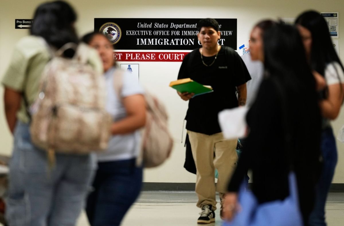 ICE triplica el gasto y destina $57.1 millones a empresas que rastrean inmigrantes