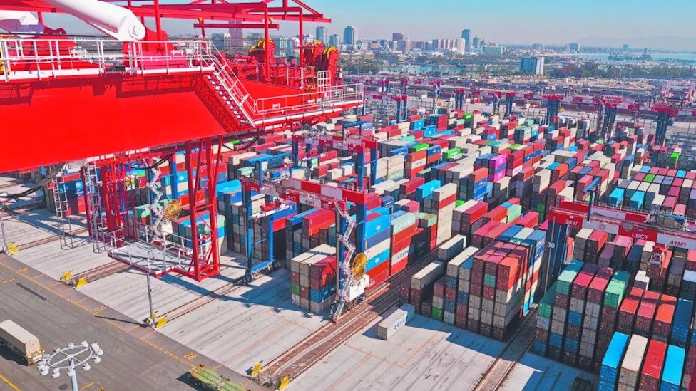 México aumenta su déficit en el comercio de servicios con EU