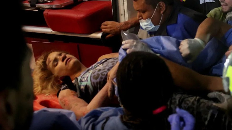 Muere Daniela Largo, la mujer rescatada tras pasar 36 horas atrapada en los escombros por el terremoto en Colombia