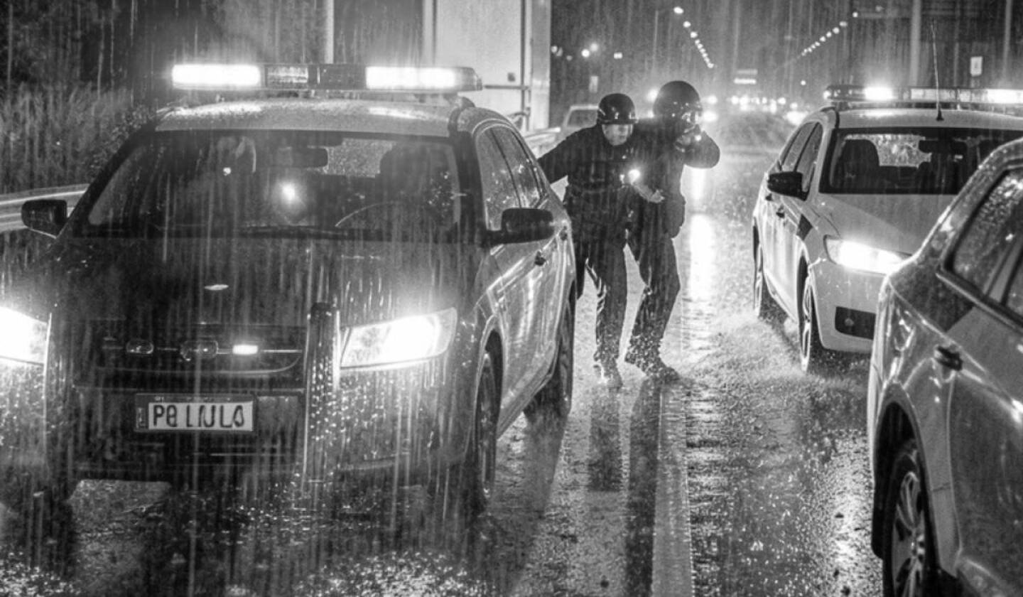 Muere influencer de 28 años durante persecución policíaca; otras seis personas fallecieron en la escena
