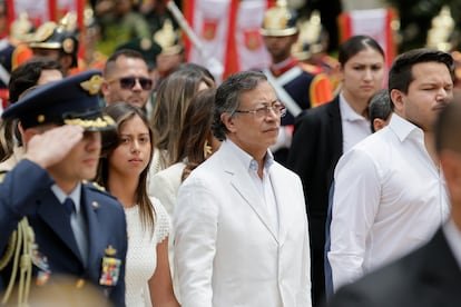 Petro pide permiso al Senado para salir de Colombia durante un año