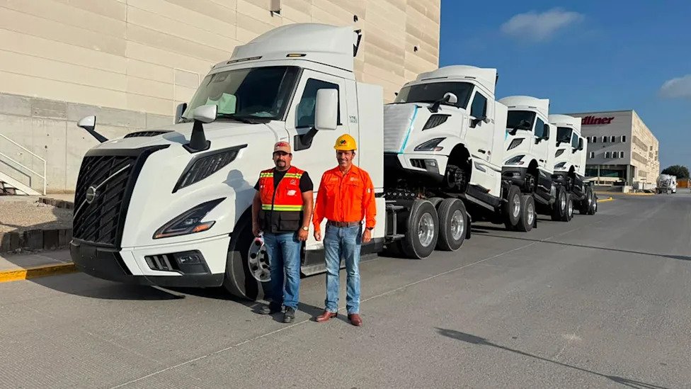 Volvo exporta camiones por la Aduana Colombia-Laredo