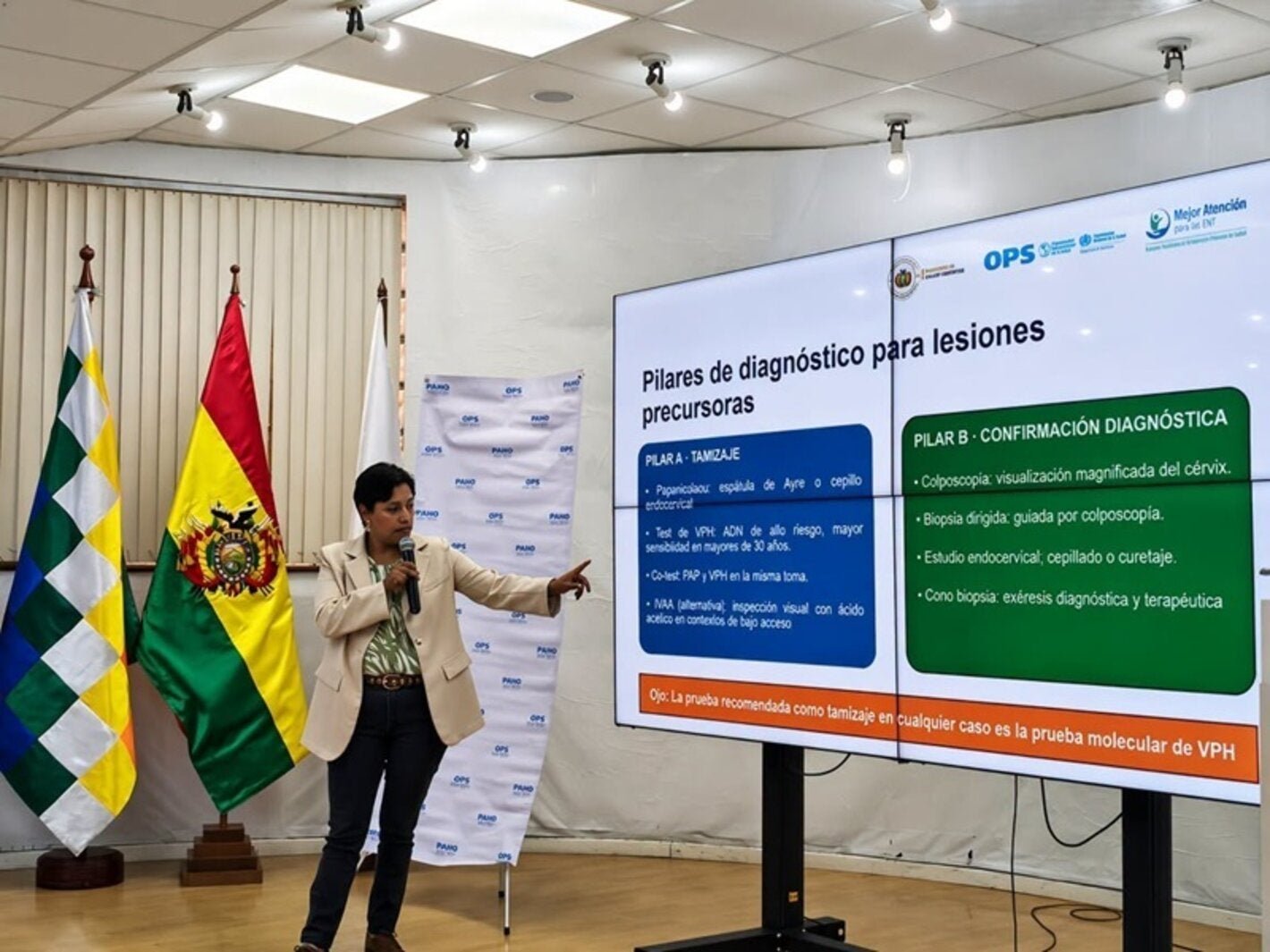 Bolivia fortalece las capacidades del personal de salud para implementar las normas nacionales de cáncer