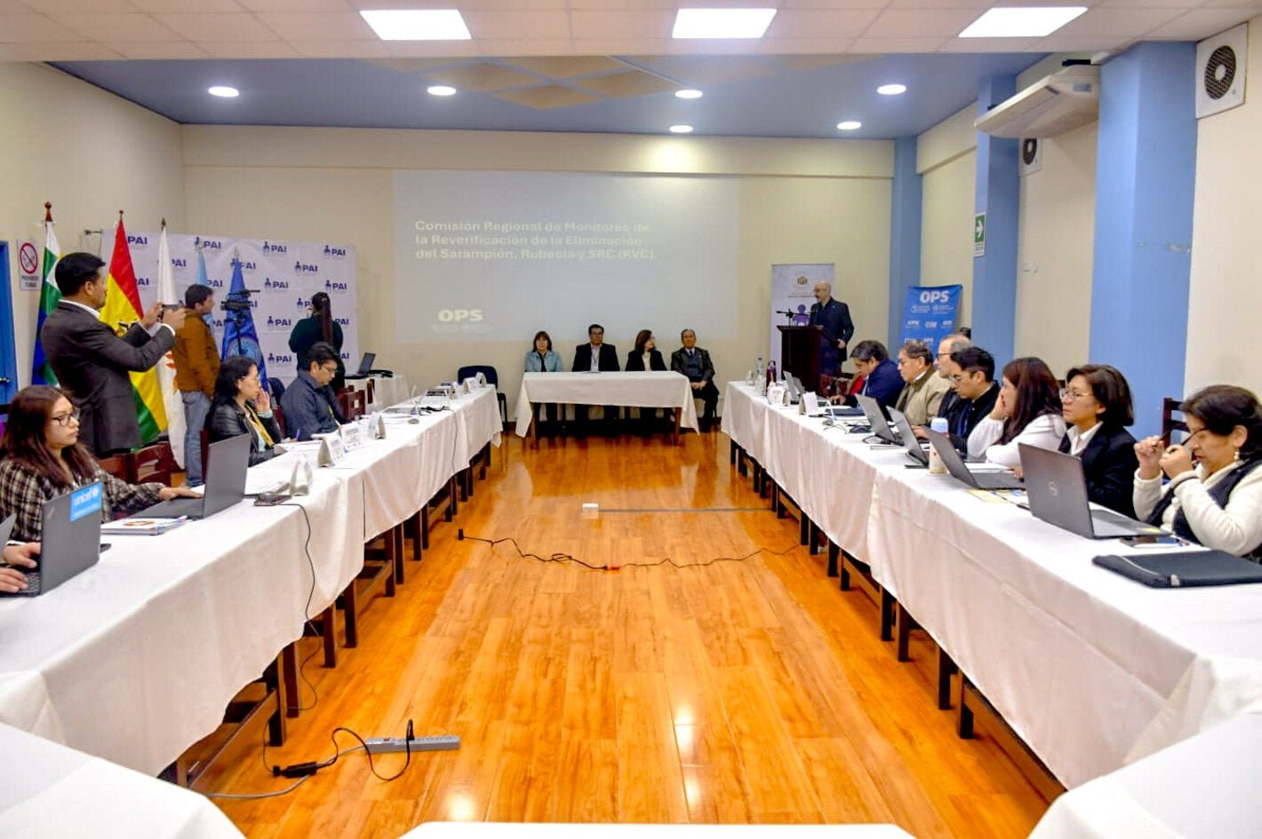Bolivia recibe a Comisión Regional de Monitorización y Reverificación de la Eliminación del Sarampión