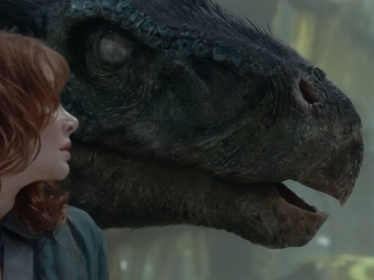 China encuentra un nuevo dinosaurio “anatómicamente bizarro” que solo habíamos visto en ‘Jurassic World’