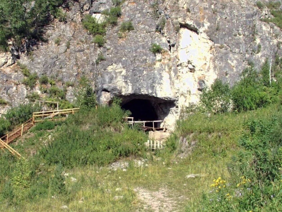 China se adentra en una cueva inexplorada y lo que encuentra añade una pieza más a nuestro ya intrincado rompecabezas evolutivo