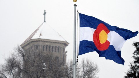 Colorado demanda al gobierno de Trump para frenar nuevo centro de detención de inmigrantes