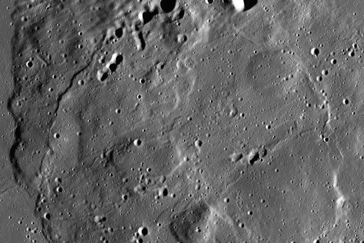 El mapa lunar definitivo: la NASA tira de la inteligencia artificial de IBM para hallar hielo, cráteres y rastros volcánicos en la Luna