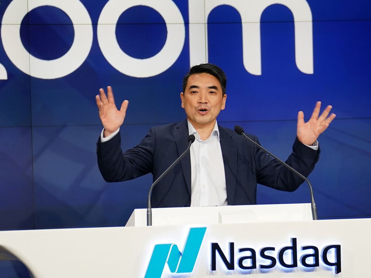 Eric Yuan, CEO de Zoom, da la razón a Bill Gates: “Todas las empresas apoyarán la semana laboral de 3 o 4 días”