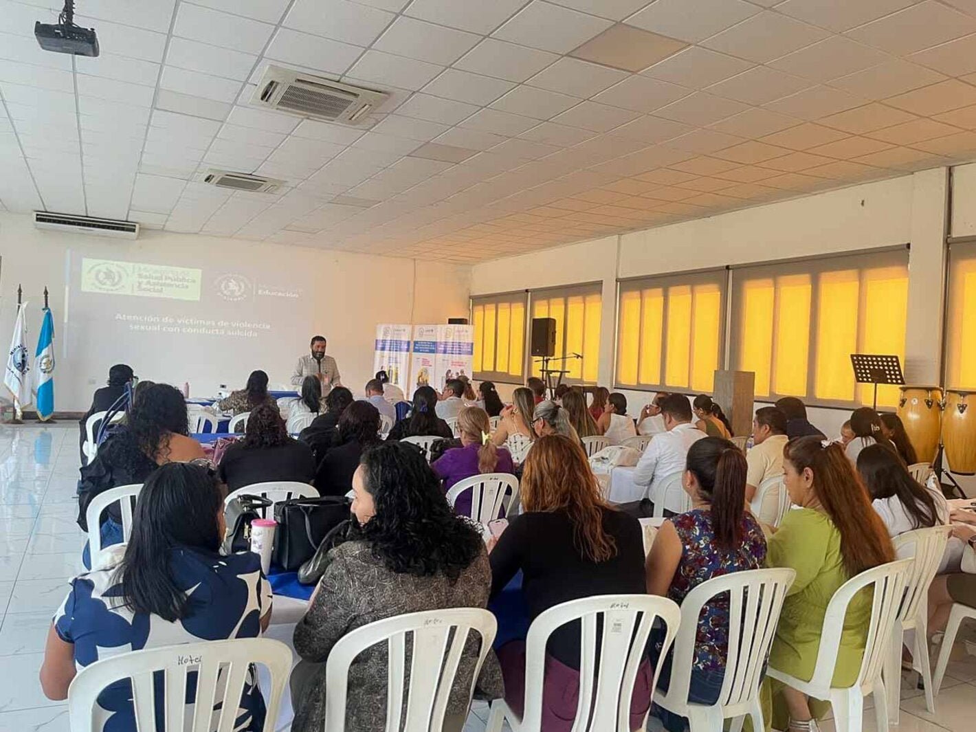 Guatemala fortalece la capacidad de los servicios de salud para prevenir y atender la conducta suicida