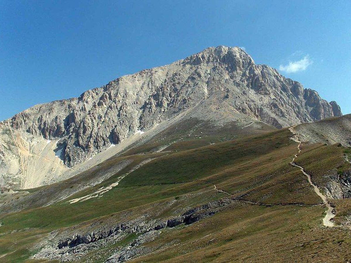 Italia estudia las profundidades de la Tierra y dicta sentencia: la corteza terrestre se está abriendo bajo sus pies