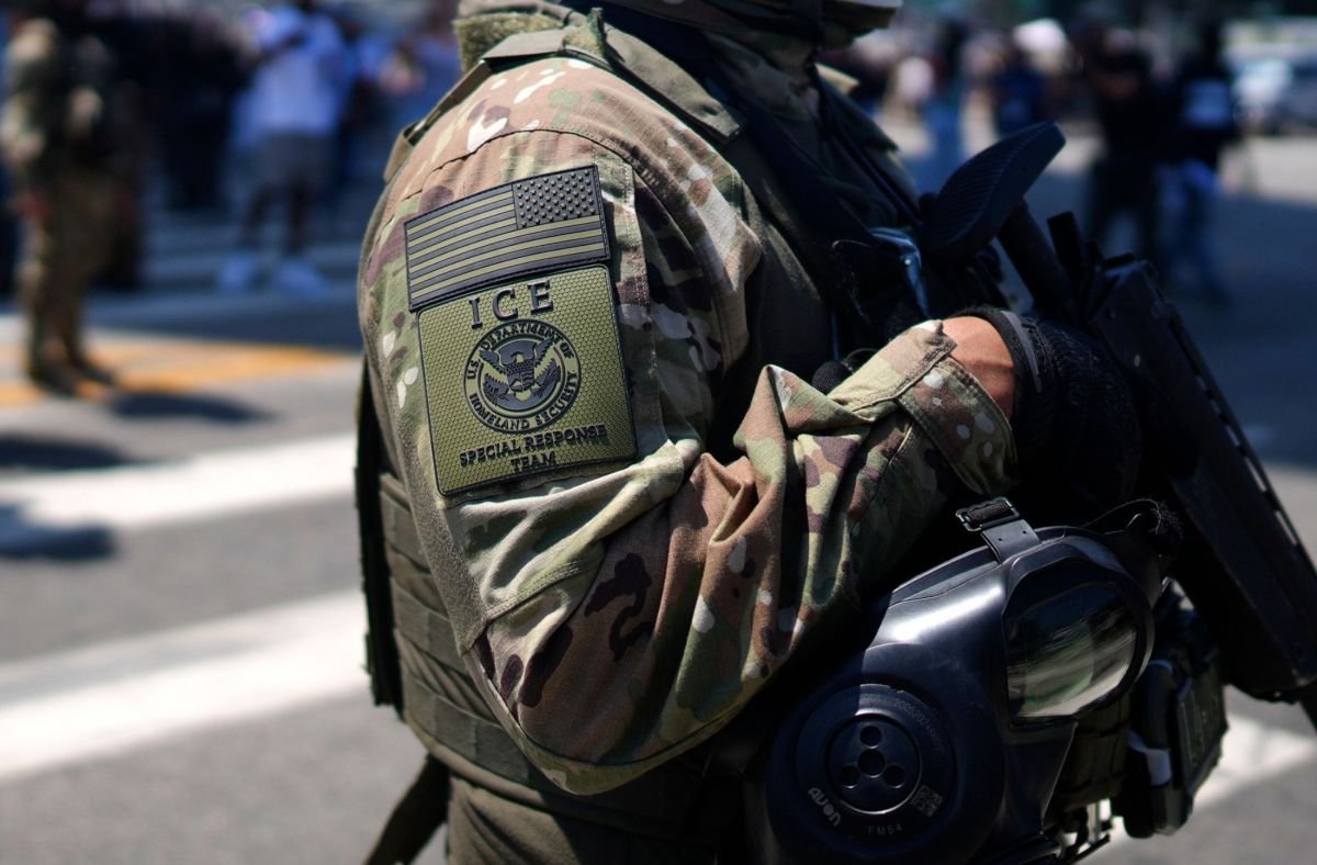 Jueces reprenden a colegas de Trump por el plan de ICE de detener sin fianza a inmigrantes