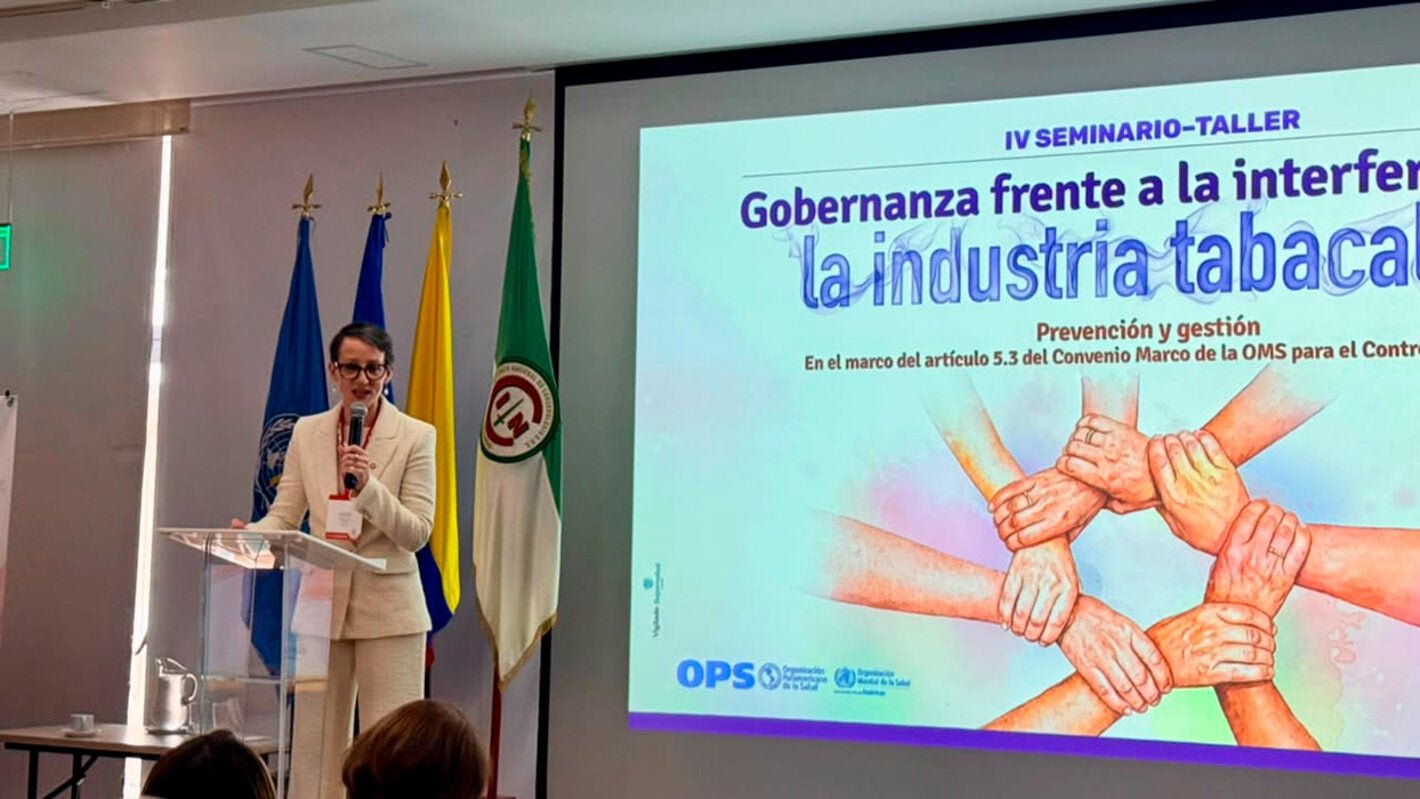 La OPS/OMS acompaña a Colombia en jornada sobre gobernanza para proteger las políticas de control del tabaco
