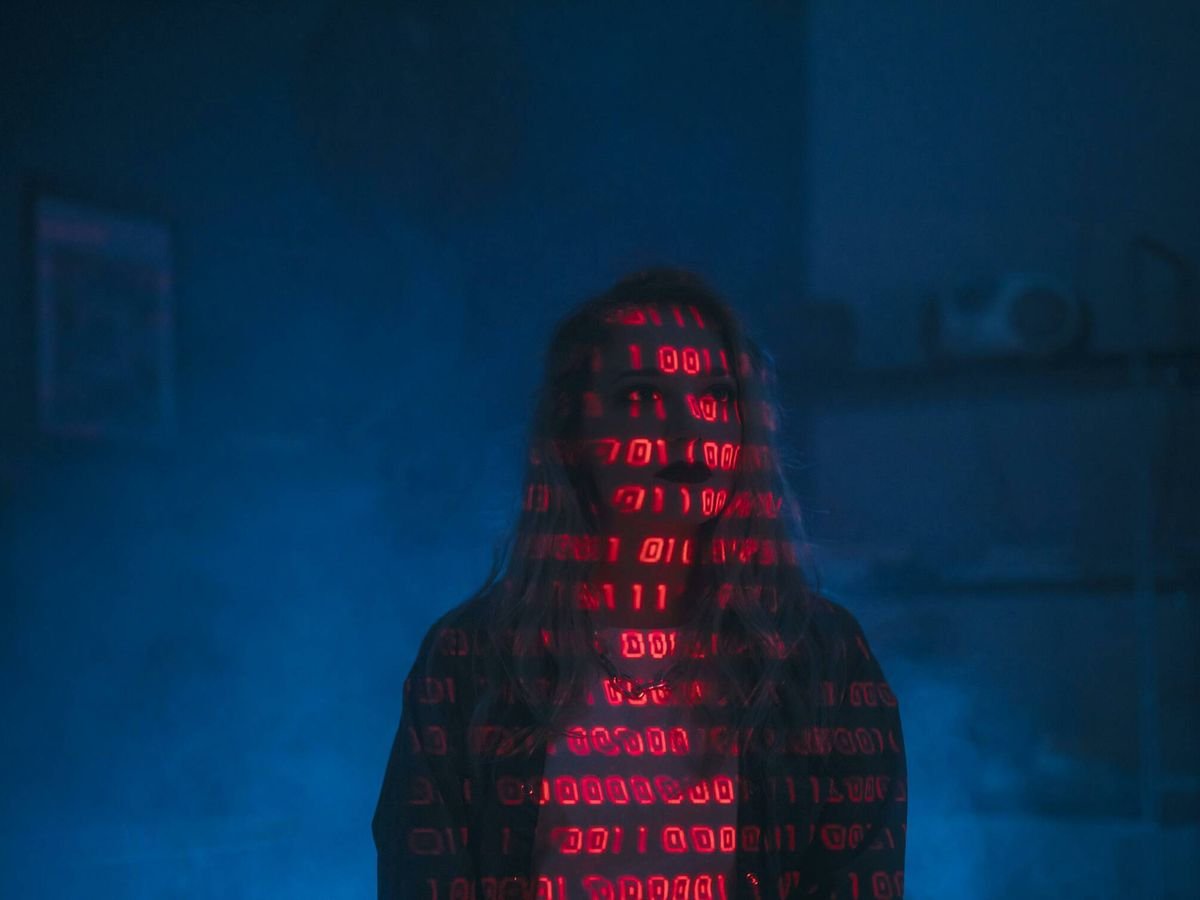 La paradoja de la IA: se cuela por las mismas grietas de Internet que debía proteger