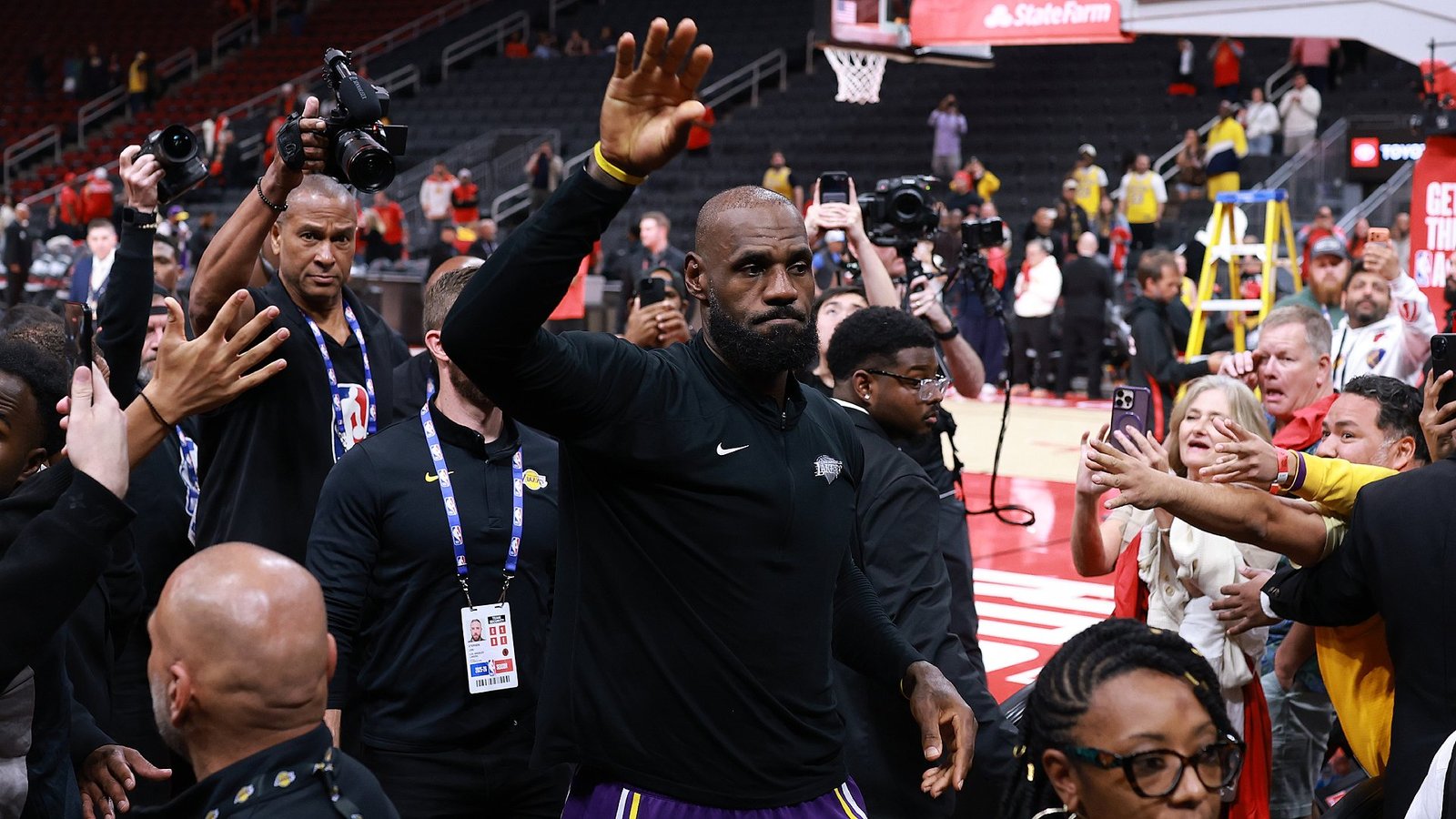 LeBron James says friendship with Maxey, desire to help Embiid win a title led him to 76ers