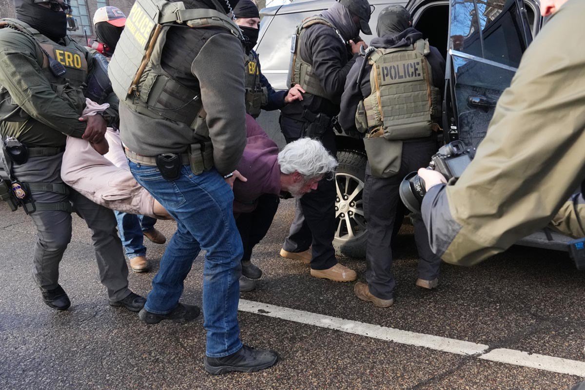 “No habrá amnistía para inmigrantes. Ni ahora ni nunca”, advierte el Departamento de Seguridad Nacional