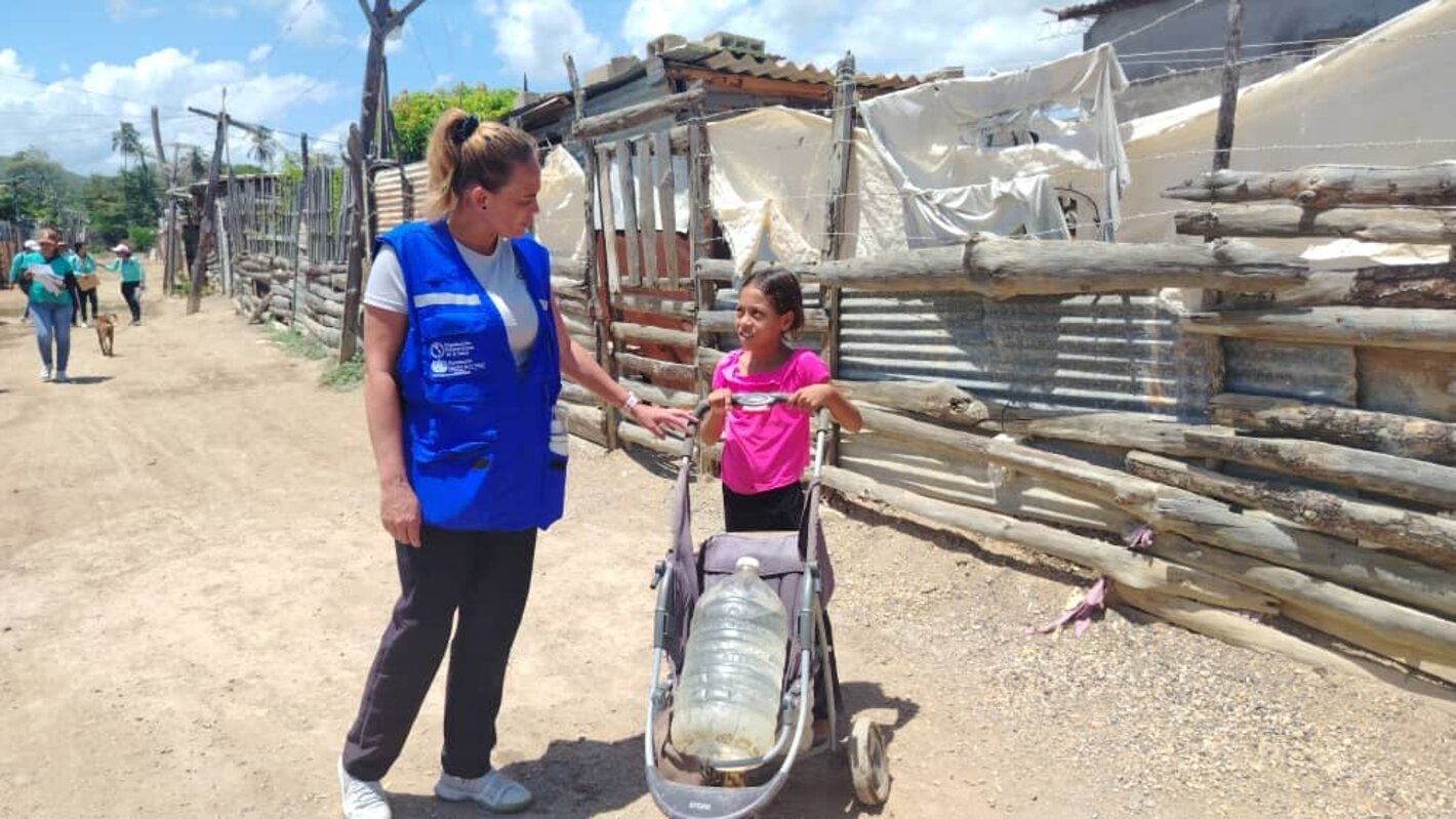 OPS acompaña a autoridades sanitarias en abordaje a comunidades afectadas por crisis hídrica en Sucre