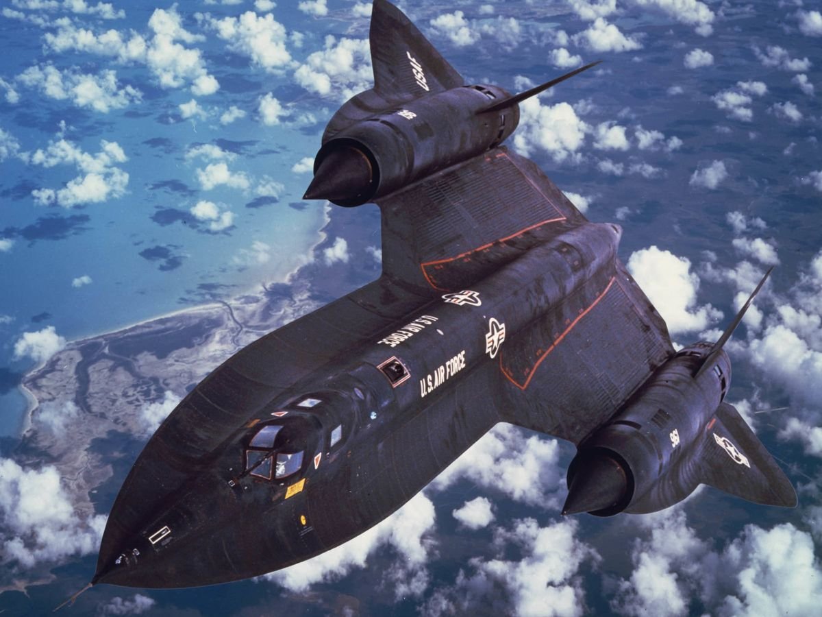 Un SR-71 Blackbird desaparece de una base de la NASA en plena carrera por nuevos aviones X